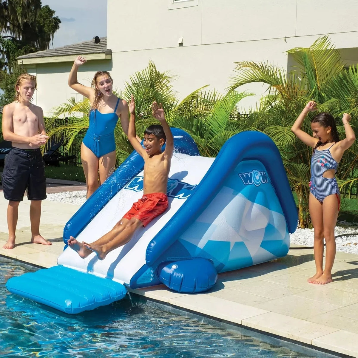 Inflatable Pool Slide with Sprinkler N897418