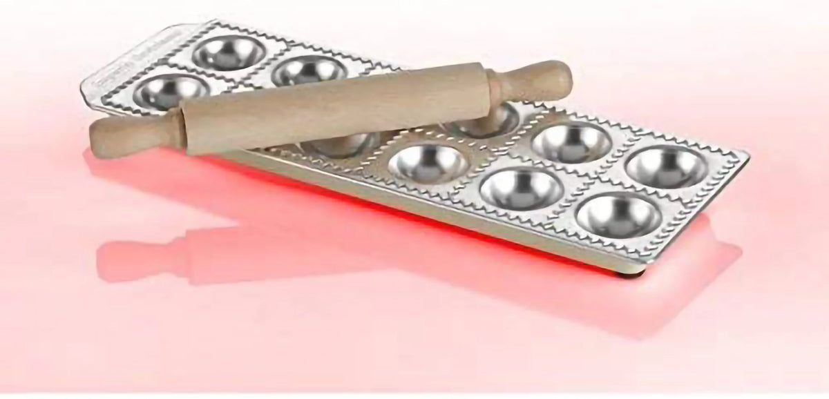 Ravioli Maker with Rolling Pin W716