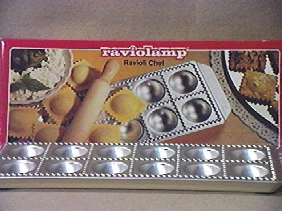Ravioli Maker with Rolling Pin W716