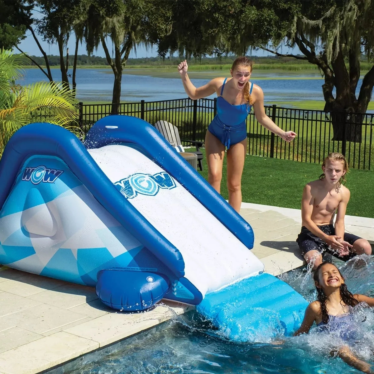 Inflatable Pool Slide with Sprinkler N897418