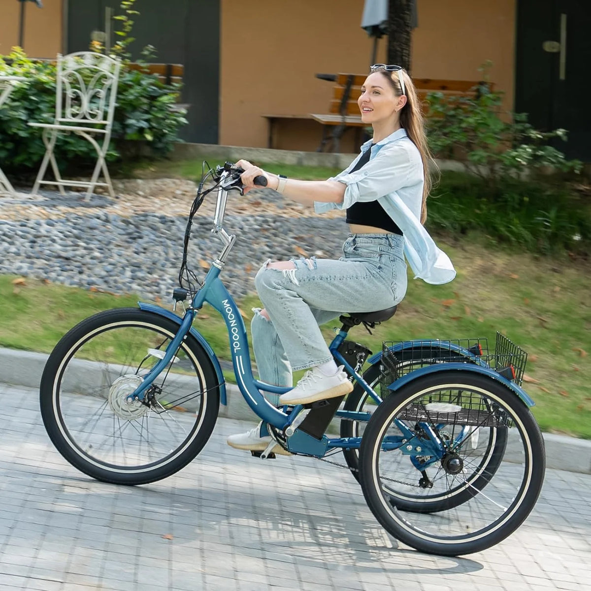 24 26 3 Wheel Electric Tricycle 350W 36V 7 Speeds with Large Basket T63213