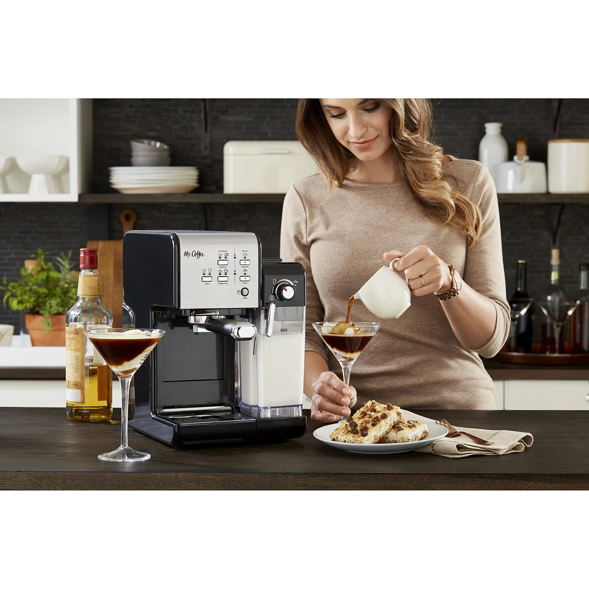 Black Espresso and Cappuccino Machine O8808