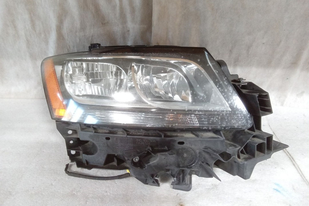 Passenger Side Halogen Head Lamp O7569