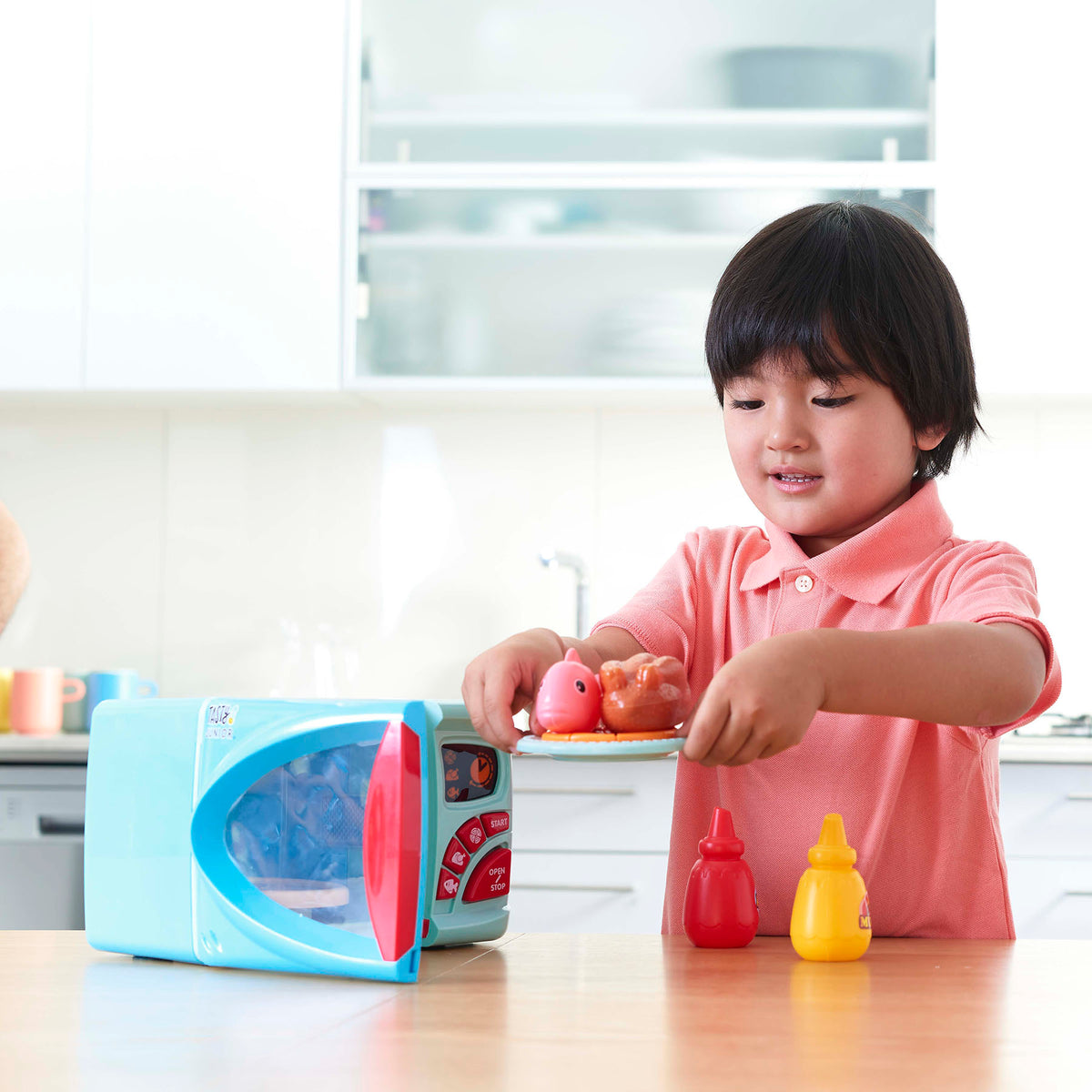 16-Piece Mini Chef Playset Toy with Lights & Sounds D232288