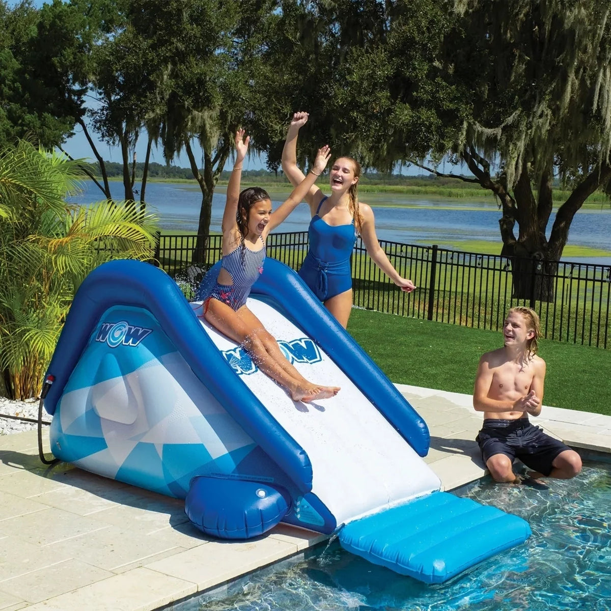 Inflatable Pool Slide with Sprinkler N897418